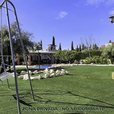 Villa Capricho De Luna Caparacena Εξωτερικό φωτογραφία
